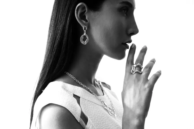 Luxury jewelry & watch editorial by Jan Creative Factory
